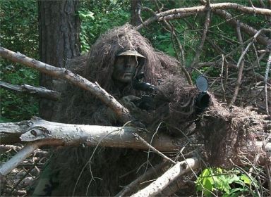 The "Tracker" Ghillie Poncho, Jute thread version (Options: Mossy)